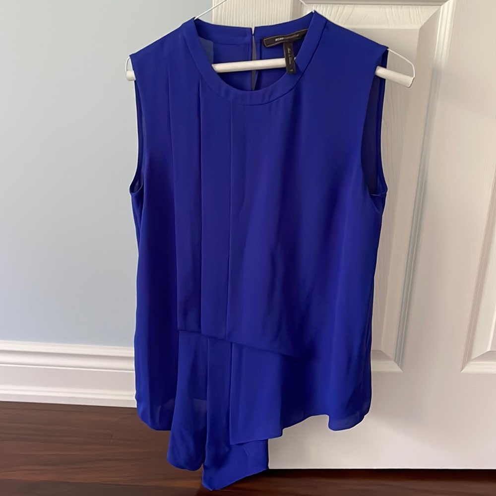 Pure silk BCBG Max Azaria sleeveless statement blouse with draped hem